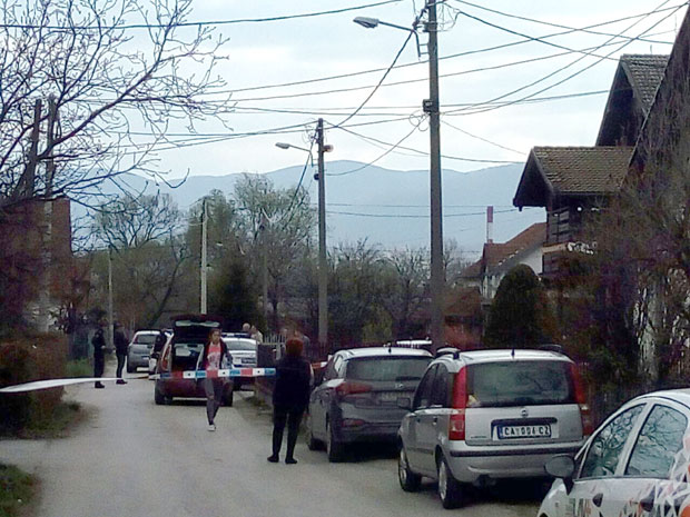 ПУЦЊАВА У ЧАЧКУ: Пуцао пријатељу у ноге, пред децом (ФОТО)